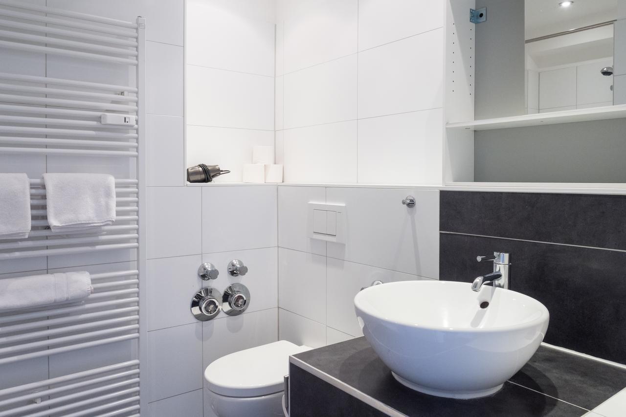 Kaiser Apartment *